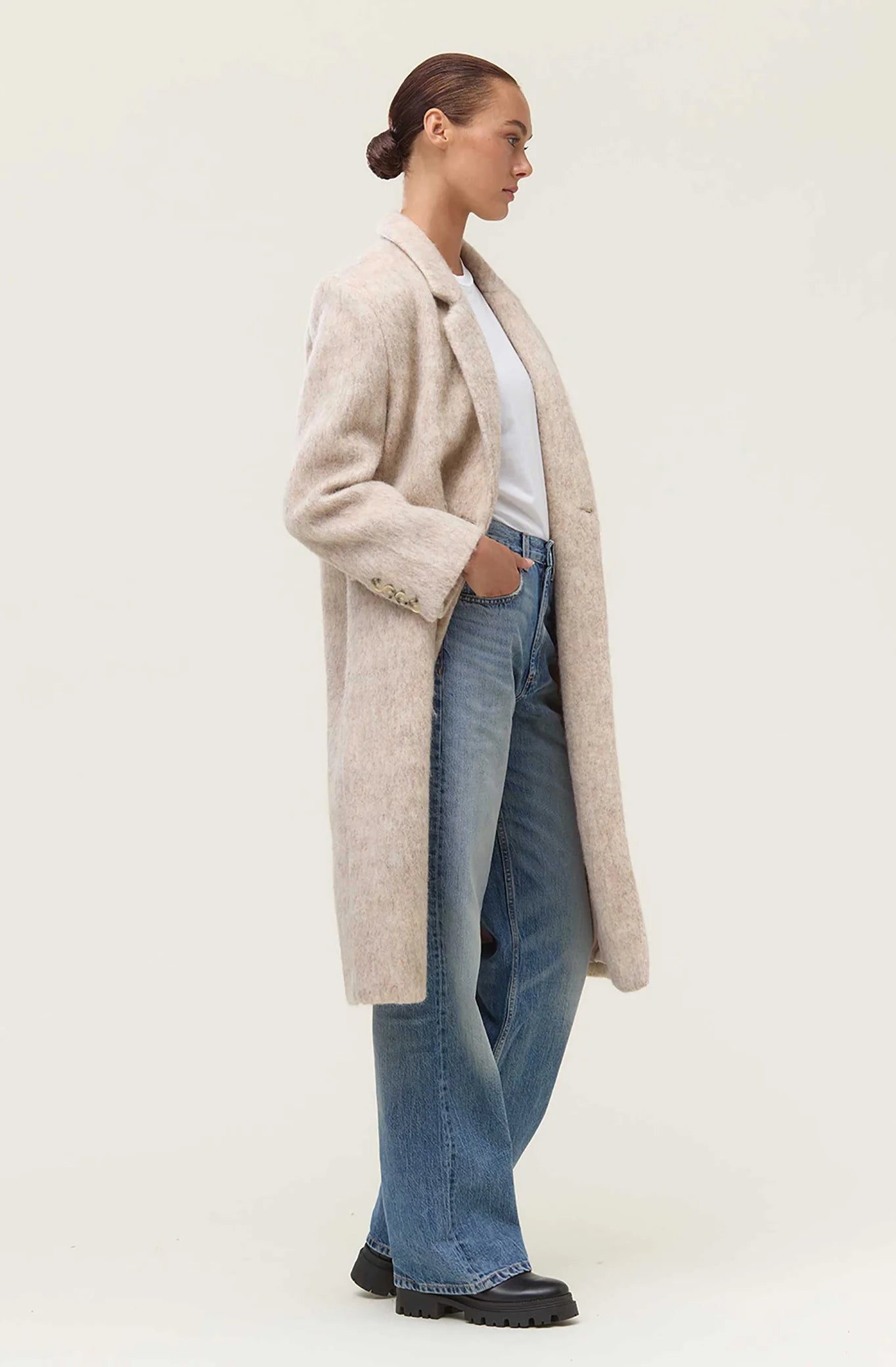 EMILY BEIGE HOLLIES
