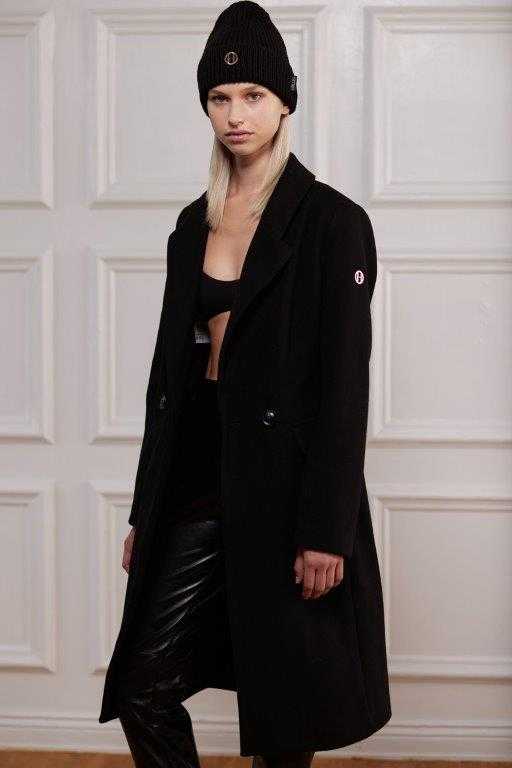 Hollies  Kappa Megan Svart