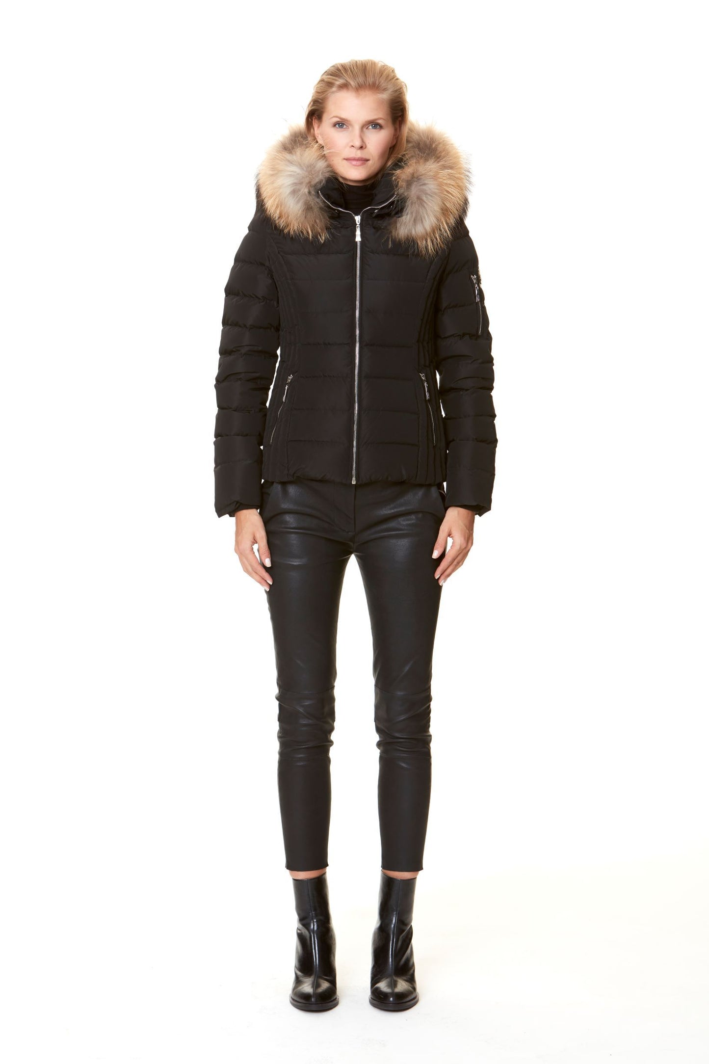 HOLLIES Meribel Dunjacka Svart