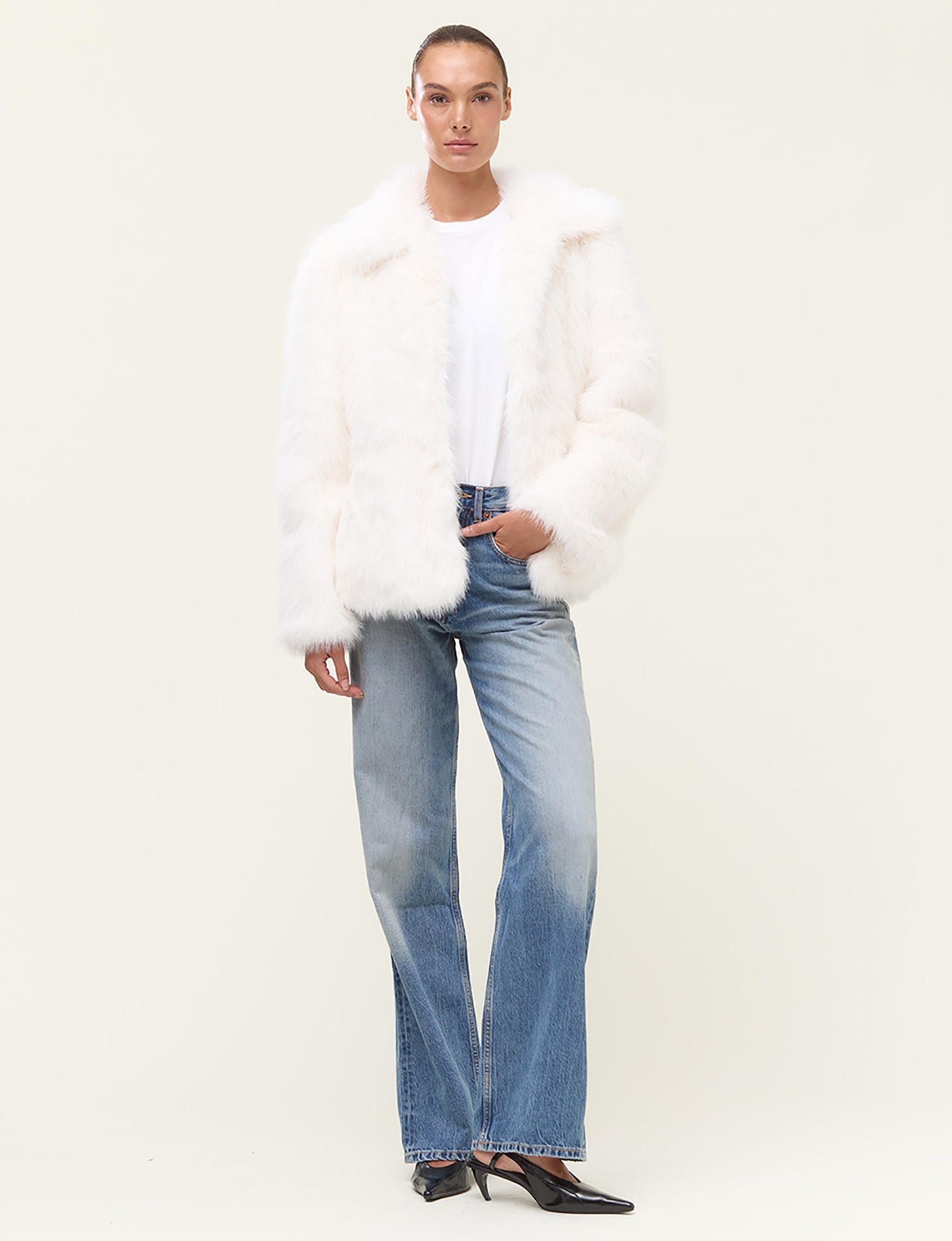 HOLLIES MARLON WHITE