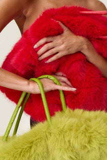 HOLLIES FAUX FUR VÄSKA
